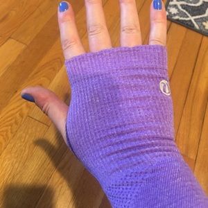 Lululemon compression sleeves